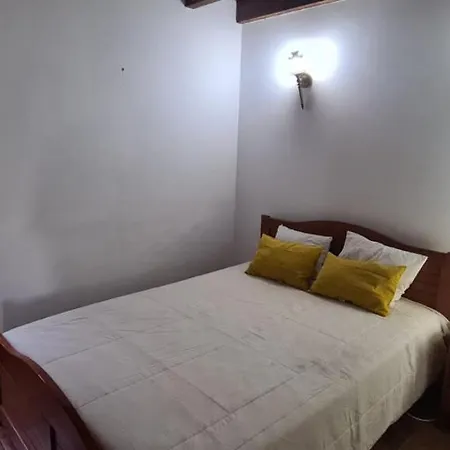 Casa Grande Na Quinta Do Ginjal Sobral (Leiria)